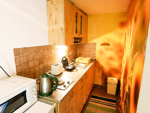ubytovanie-smrecany-ziarska-dolina-apartman-banikov-kuchyna-Banikov